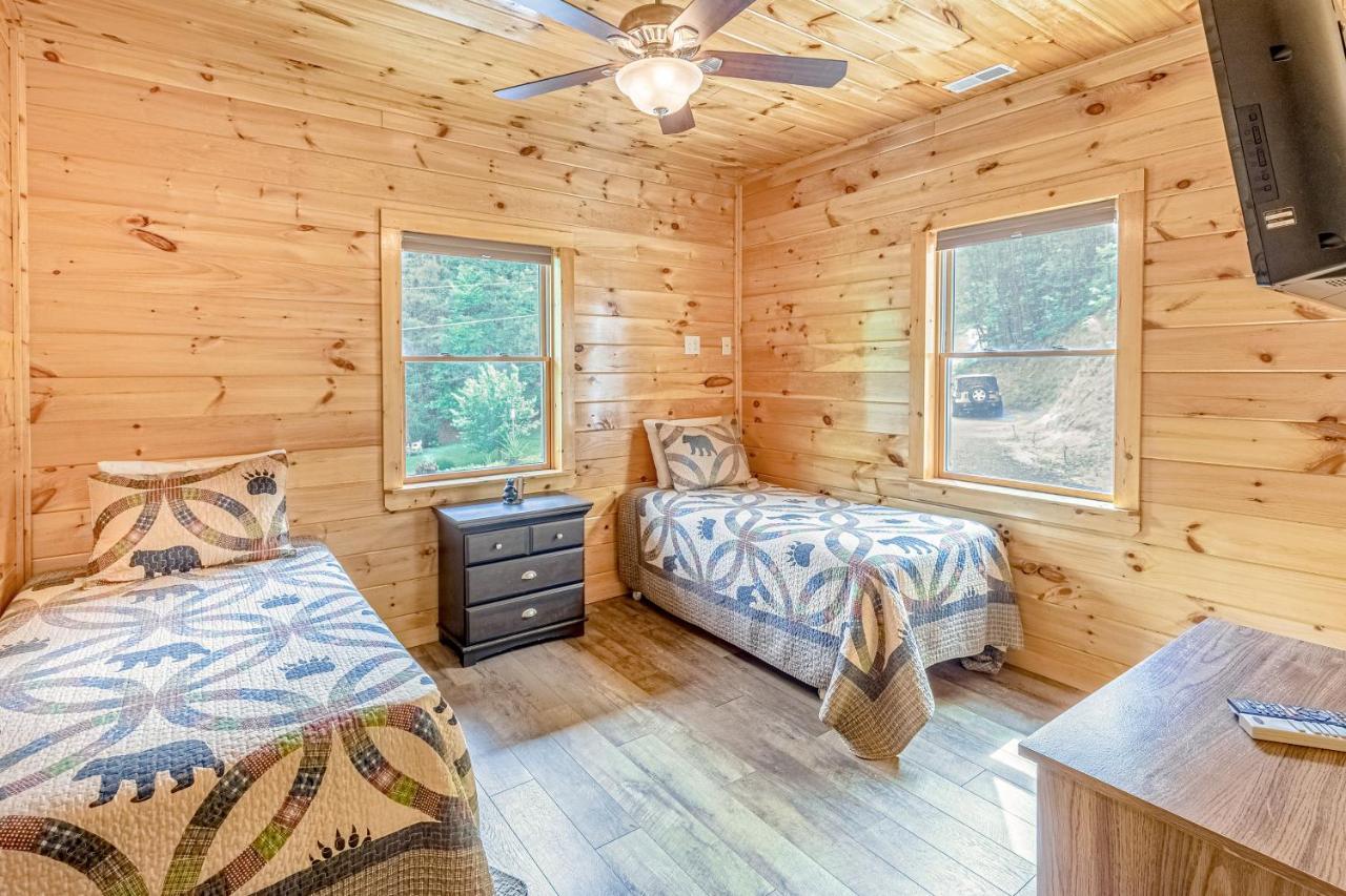 Hilltop Cabin Bryson City Esterno foto